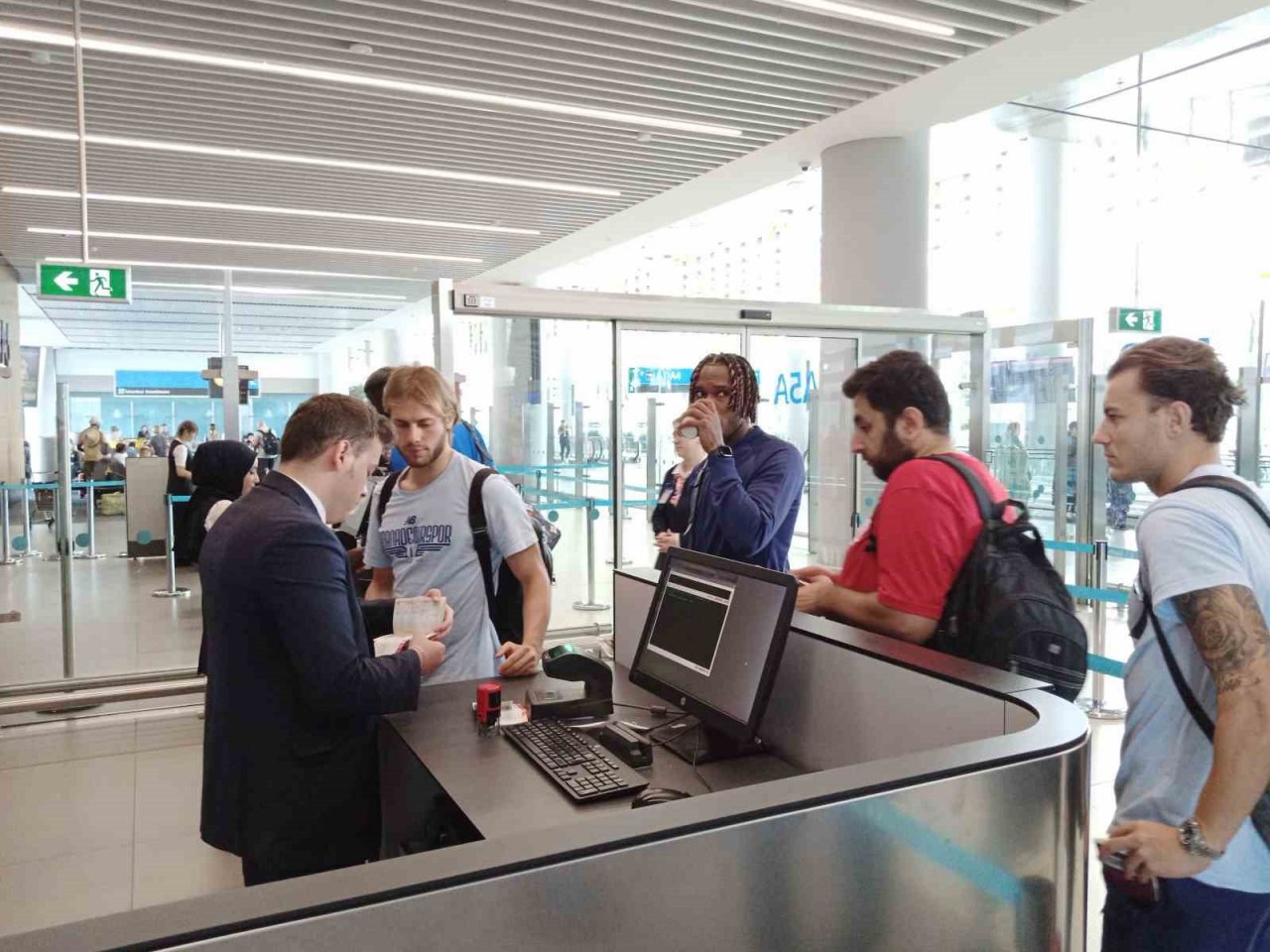 Adana Demirspor, Belçika’ya gitti