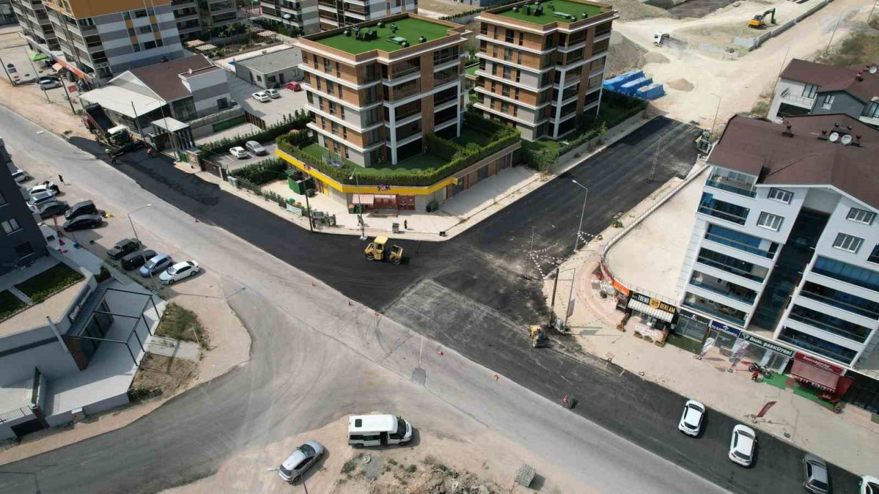 Nilüfer’de asfalt seferberliği devam ediyor