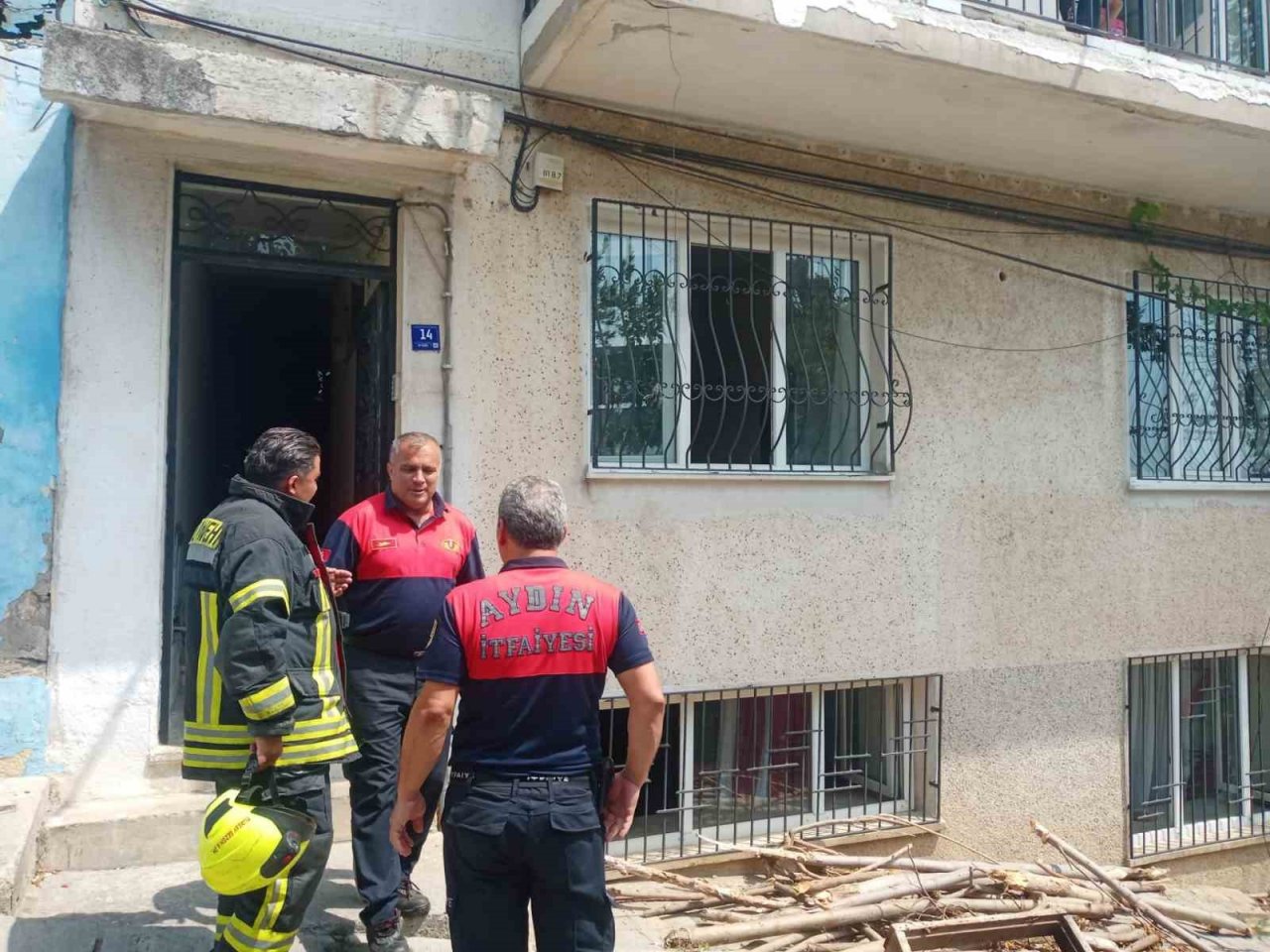 Küçük çocuğun ateşle oyunu yangına neden oldu
