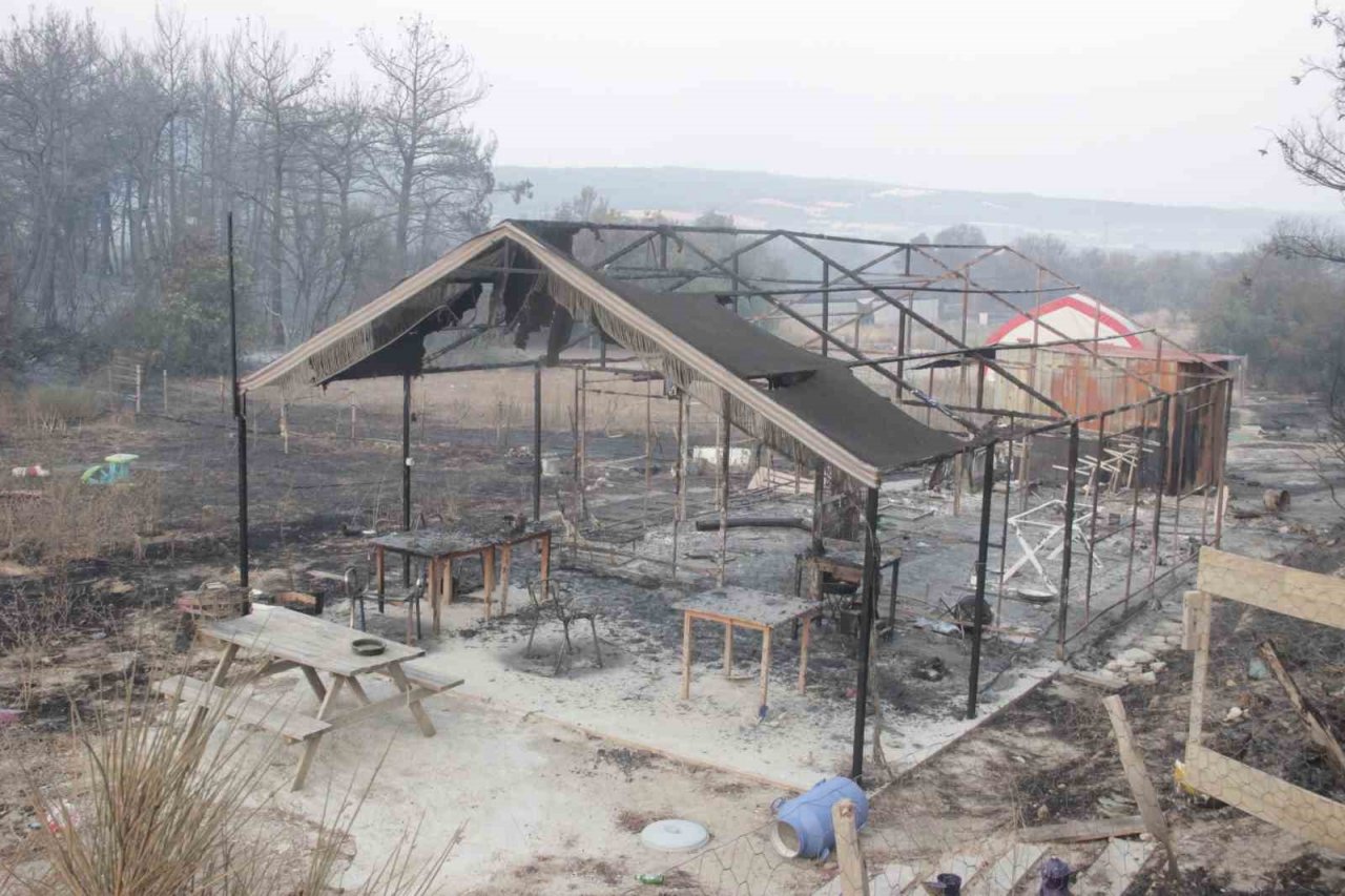 Savaş gibi...Hayalet köye dönüştü