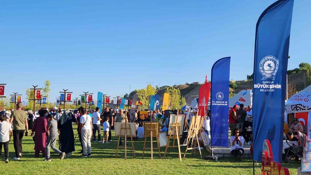 Büyükşehir Gençlik Hareketi’nden çocuklara uçurtma atölyesi