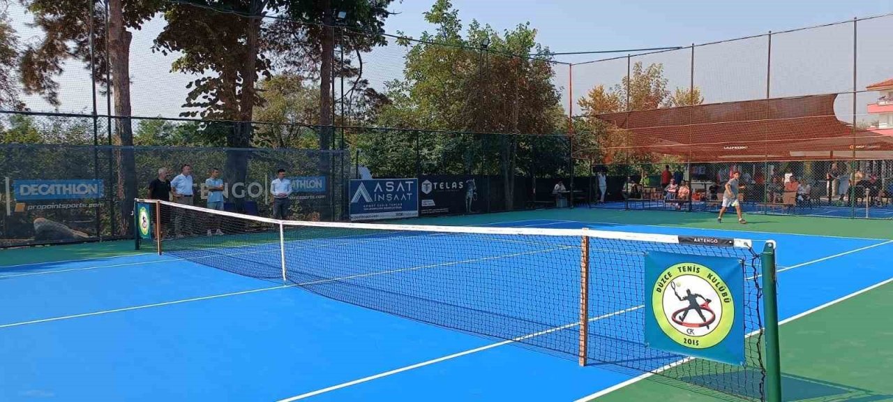 62 tenisçinin katılımıyla başladı