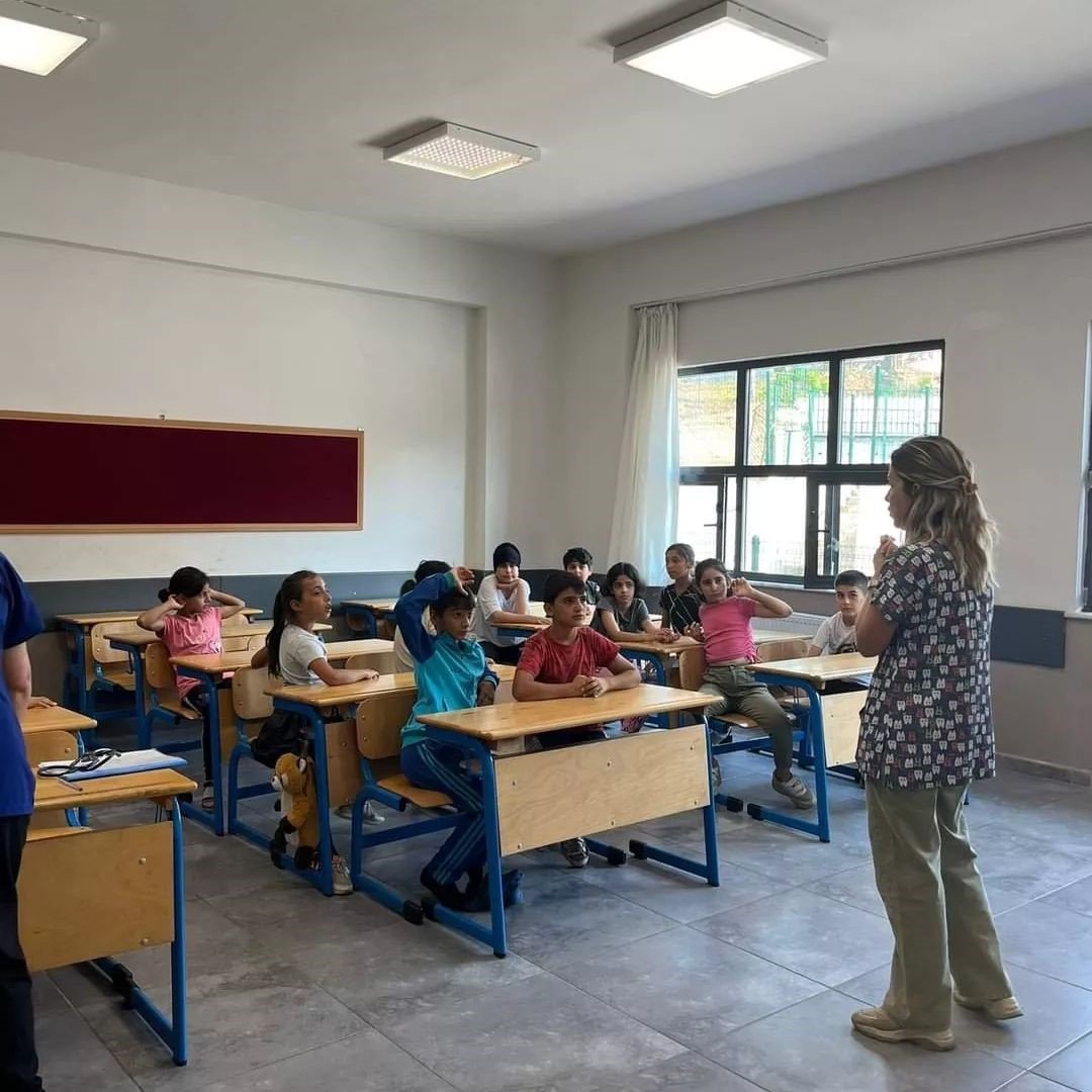 Aileler fındıkta, çocukları diş taramasında