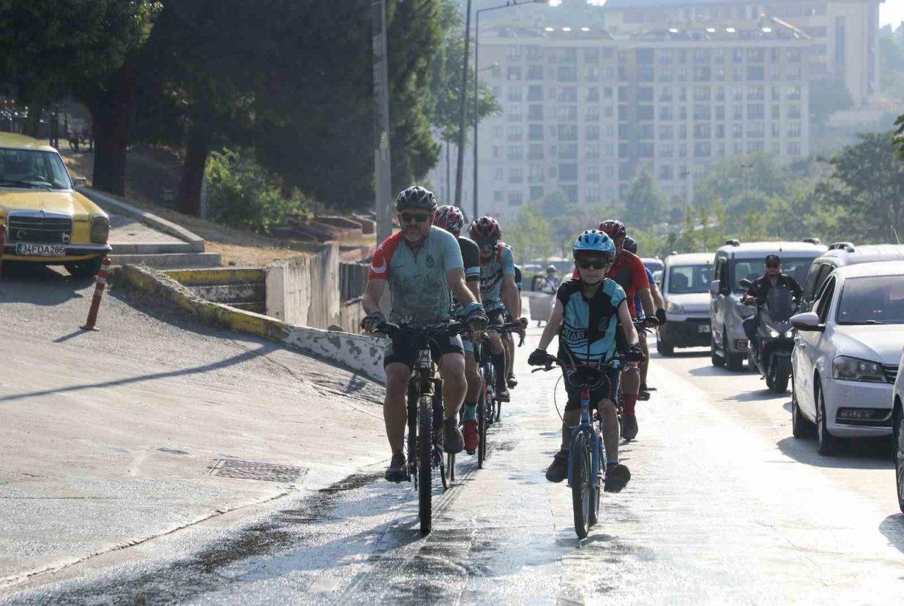 Gaziosmanpaşa’da bisiklet yolları güvenli sürüş imkanı sağlıyor