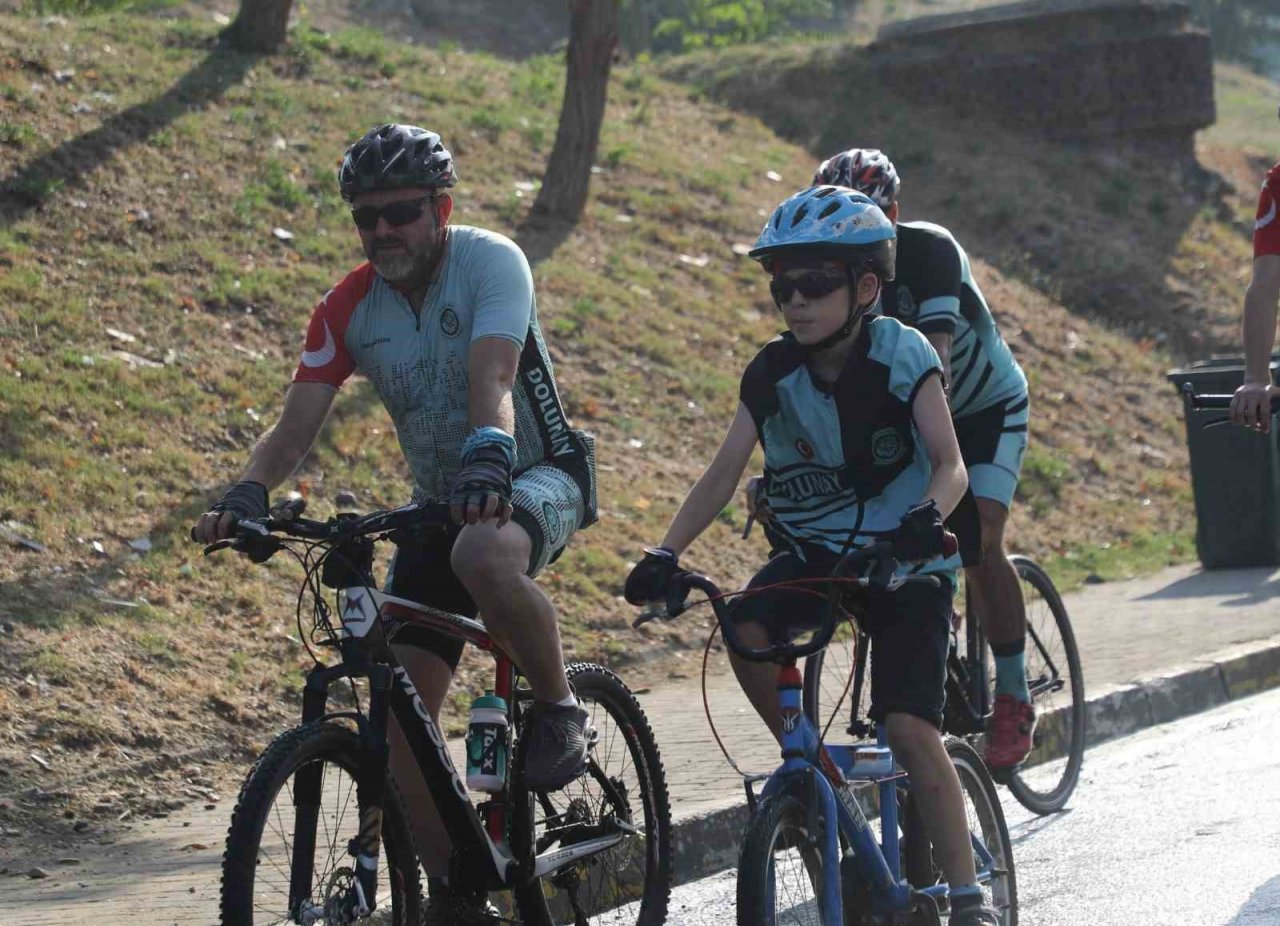 Gaziosmanpaşa’da bisiklet yolları güvenli sürüş imkanı sağlıyor