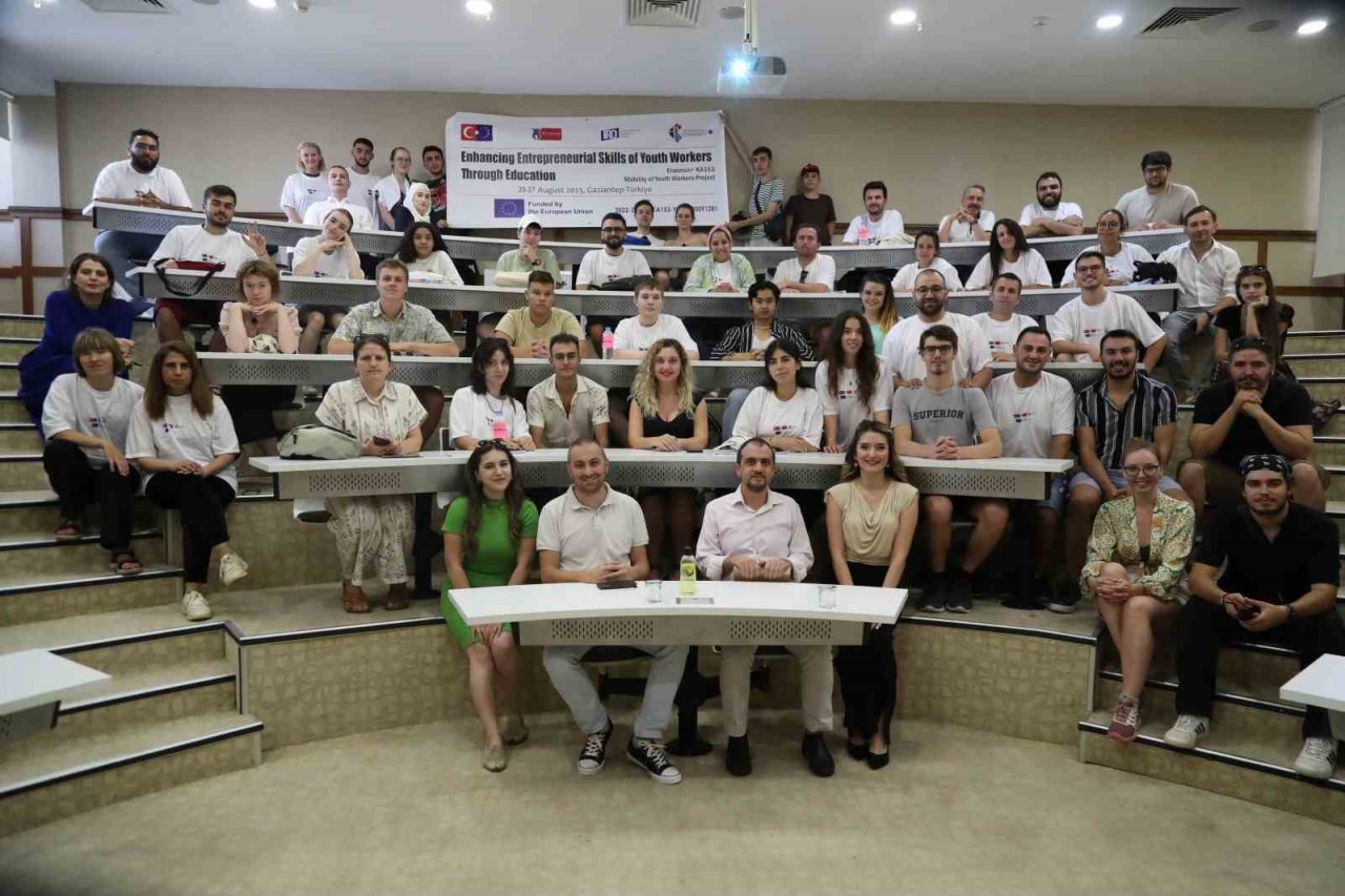 Genç Girişimcilerin Geleceği projesinin açılışı HKÜ’de gerçekleşti