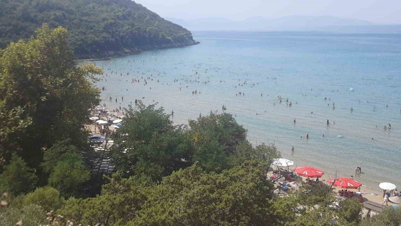 Güzelçamlı Milli Parkı serinlemek isteyenlerin ilk tercih ettiği yer oldu