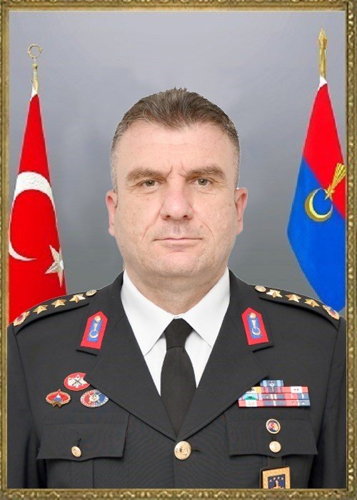 Isparta’da 2 vali yardımcısı, 1 kaymakam ve İl Jandarma Komutanının ataması gerçekleşti