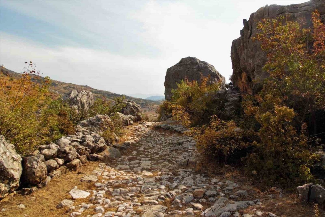 Kahramanmaraş’ta antik yol kalıntıları