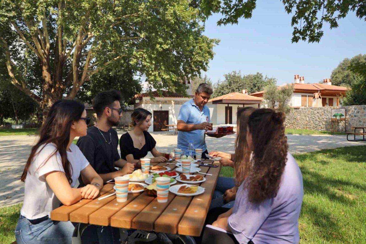 Tarihi Narlı Kahvesi’ne vatandaş ilgisi