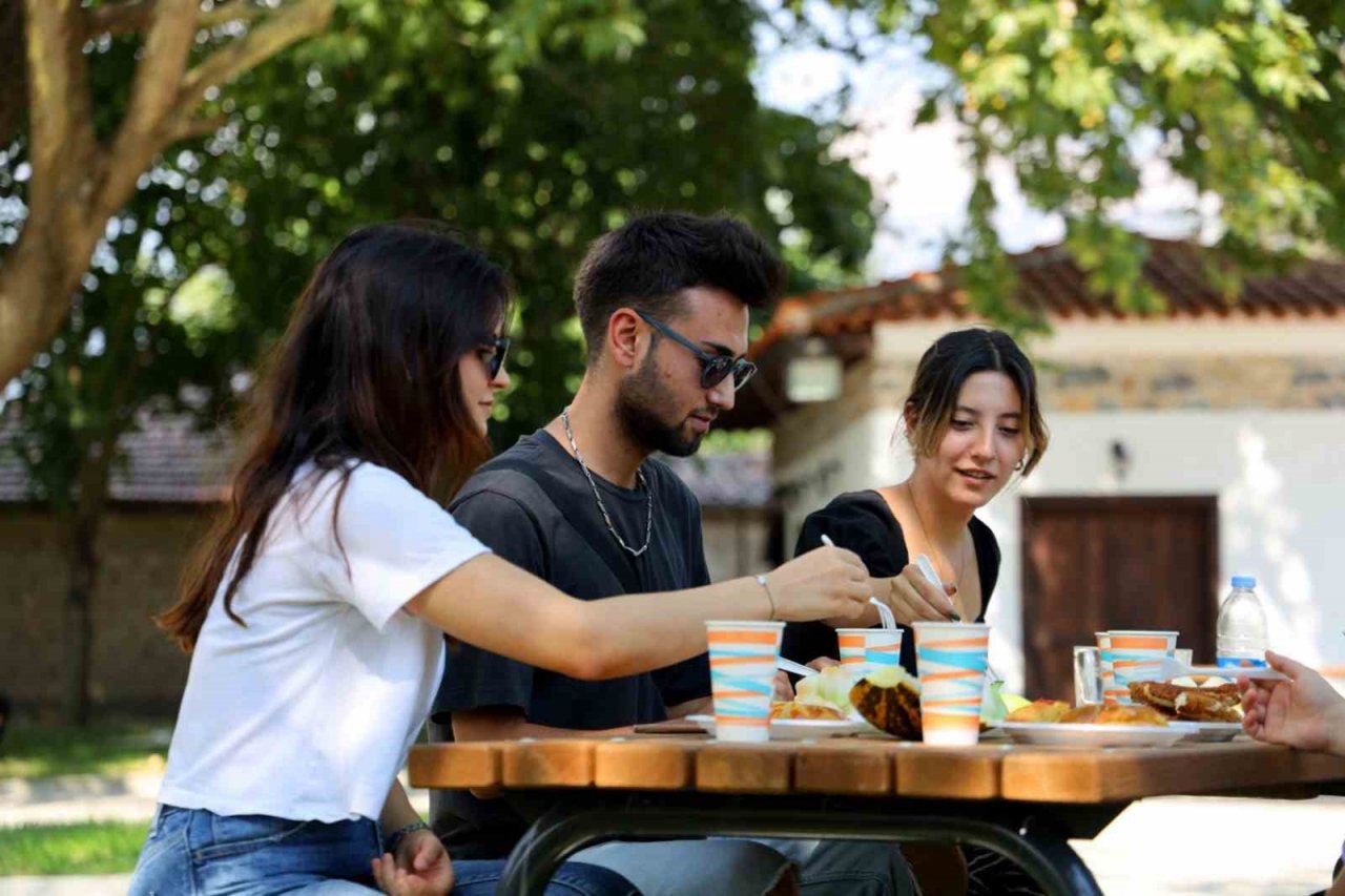 Tarihi Narlı Kahvesi’ne vatandaş ilgisi