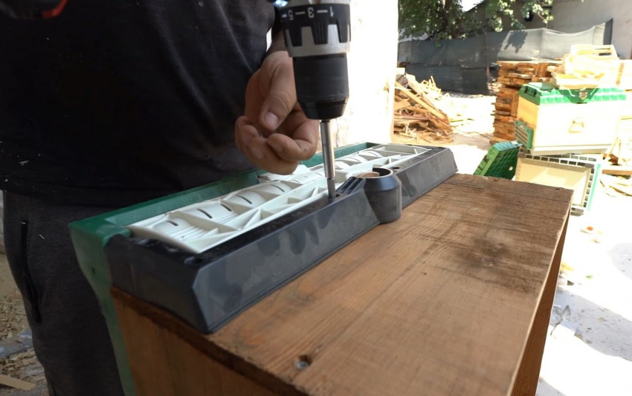 Ömrünü tamamlayan ağaçlar, kovan oluyor