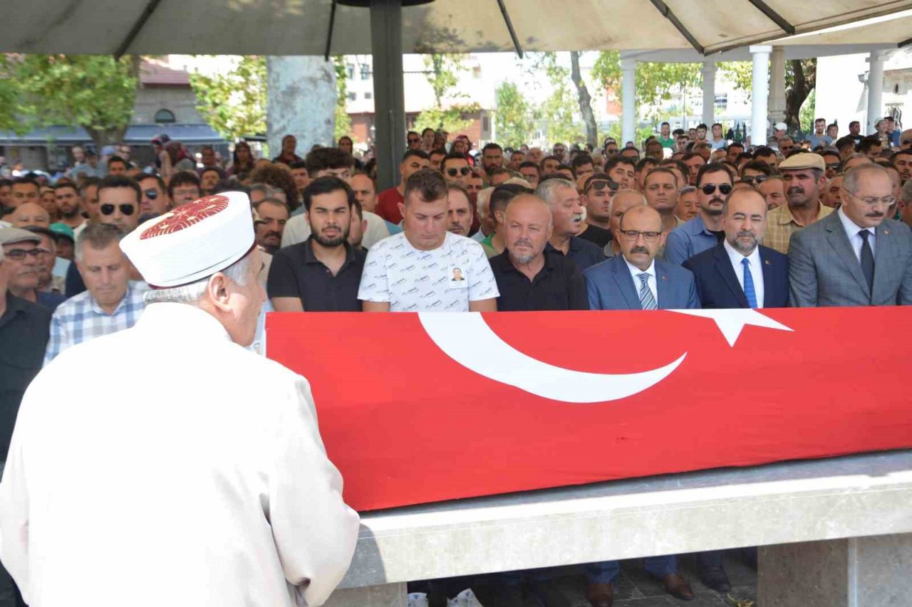 Balıkesirli genç polis ebediyete uğurlandı