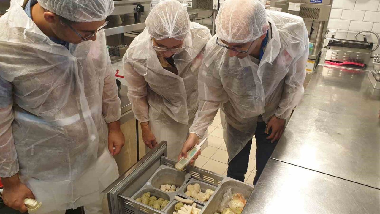 Manisa’daki toplu tüketim yerlerinde denetimler artırıldı