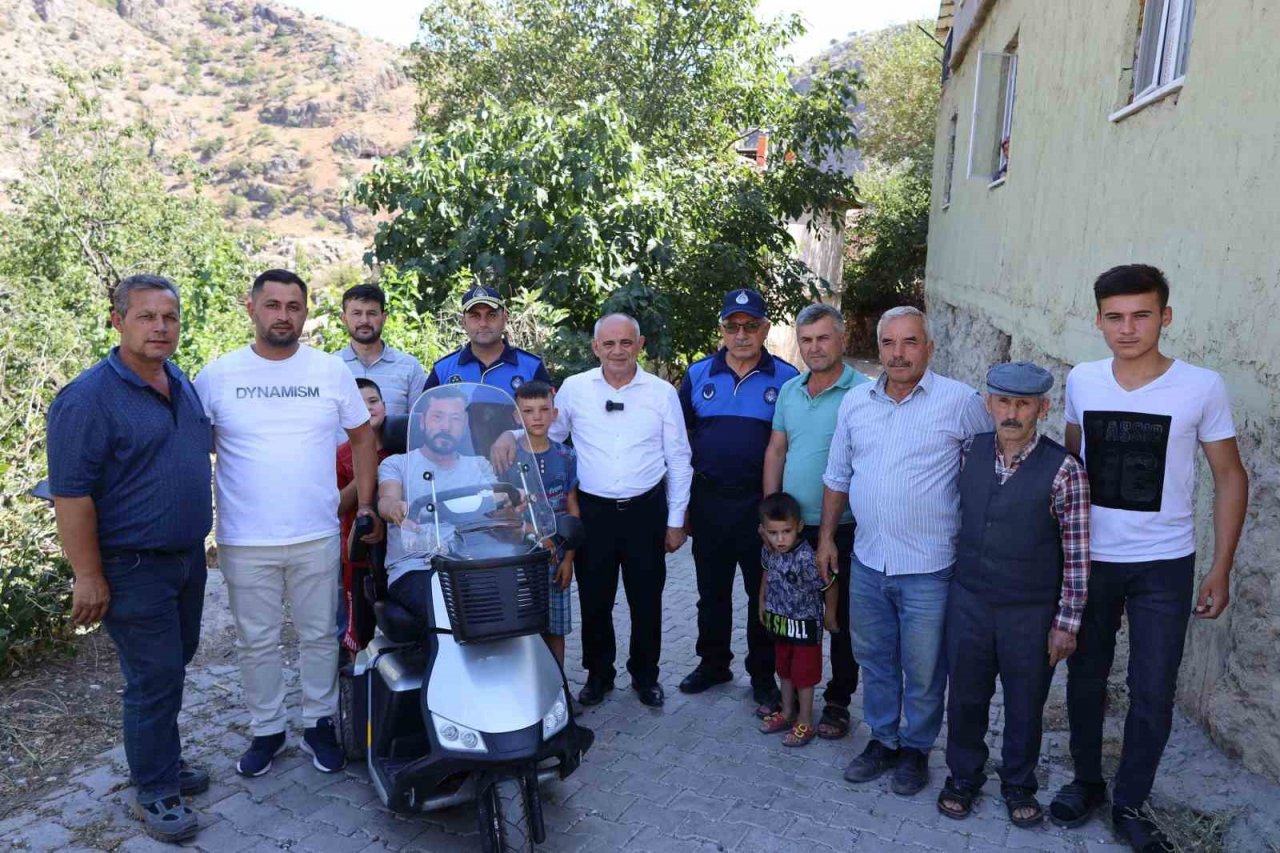 Engelli Dostu Yahyalı Belediyesi’nin araç desteği sürüyor