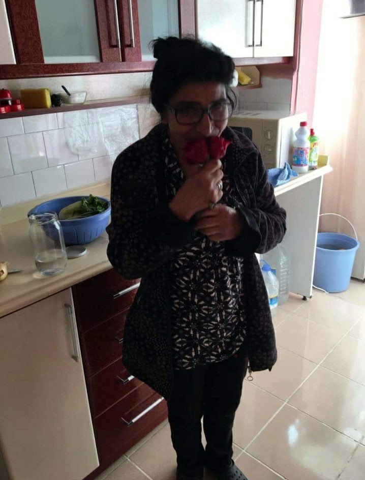 Kırmızı ışıkta geçen otobüsün çaptığı yaya hayatını kaybetti