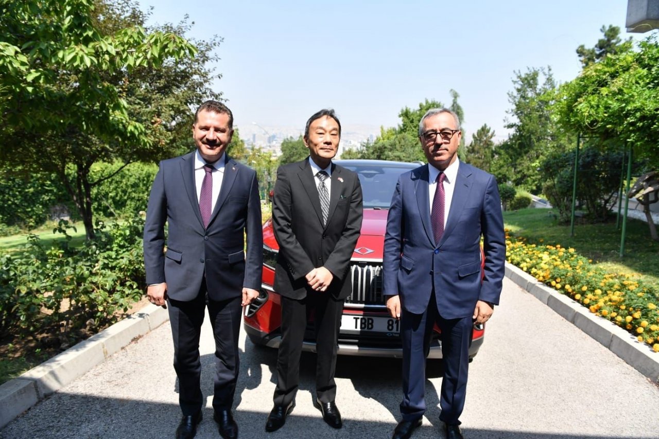 Başkan Yılmaz’ın deprem mesaisi