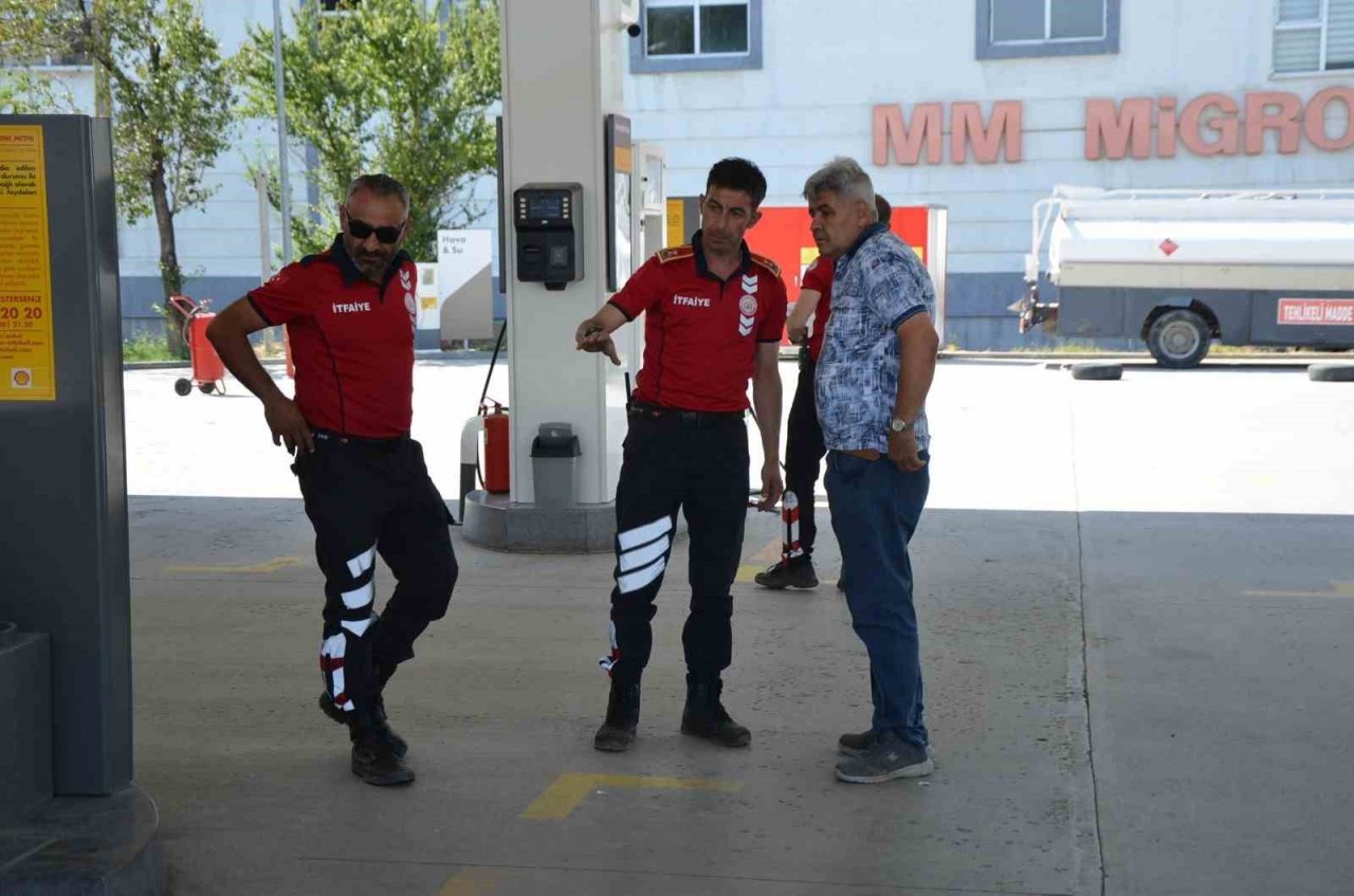 Bozüyük Belediyesi İtfaiye Müdürlüğü’nden akaryakıt istasyonlarına denetim