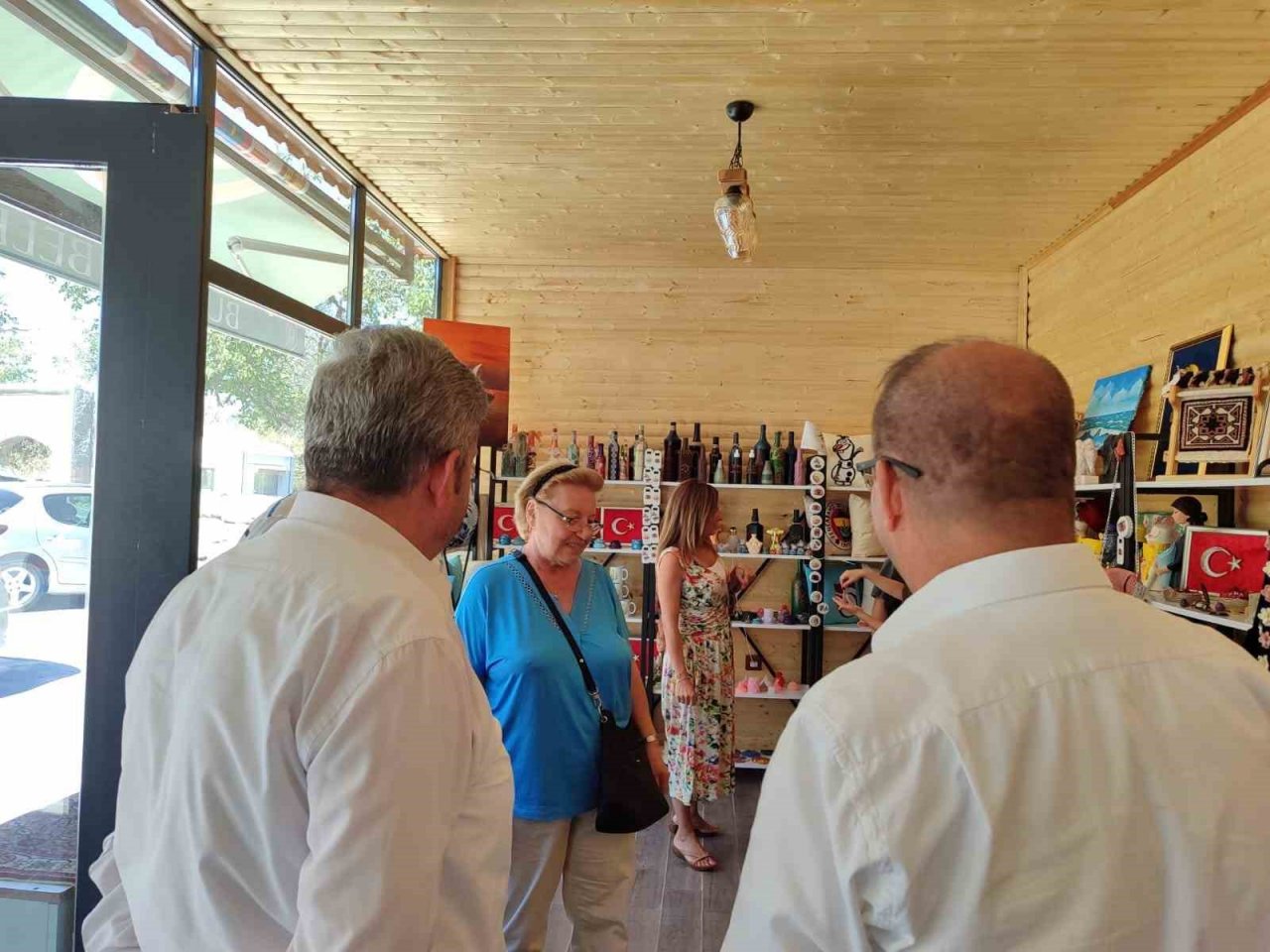 Bünyan Cam Terası Girişinde Satış Noktası Hizmete Açıldı