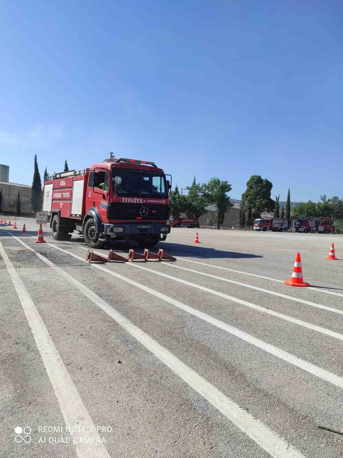 İtfaiyecilere ileri sürüş teknikleri eğitimi