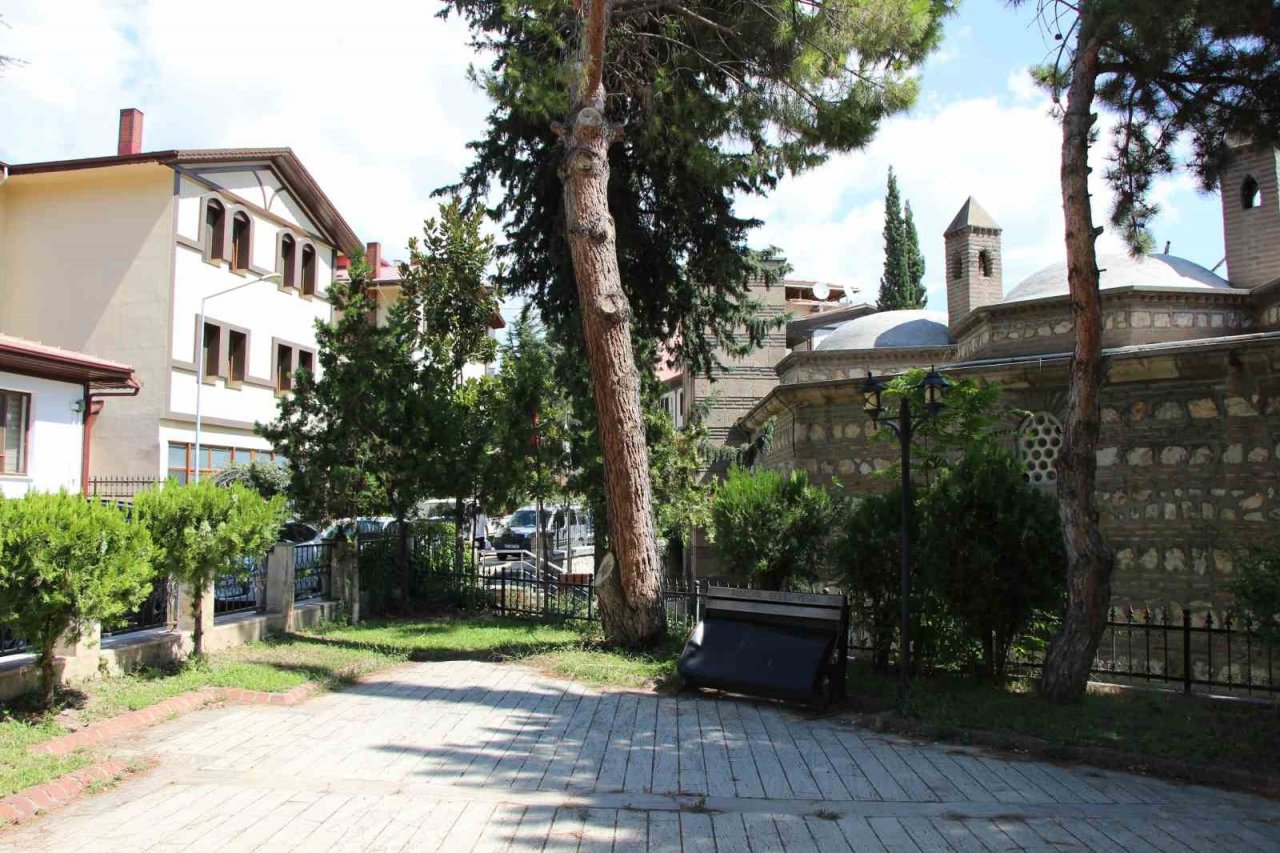 Amasya’da Kur’an kursunda 20 öğrenciye pide dayağı: Valilik soruşturma başlattı