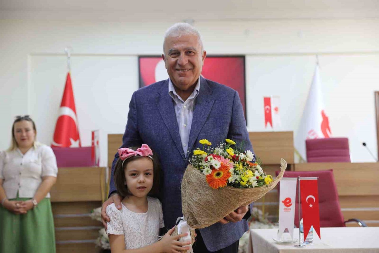 Kitap Kafelerde çalışarak hayallerine ulaştılar