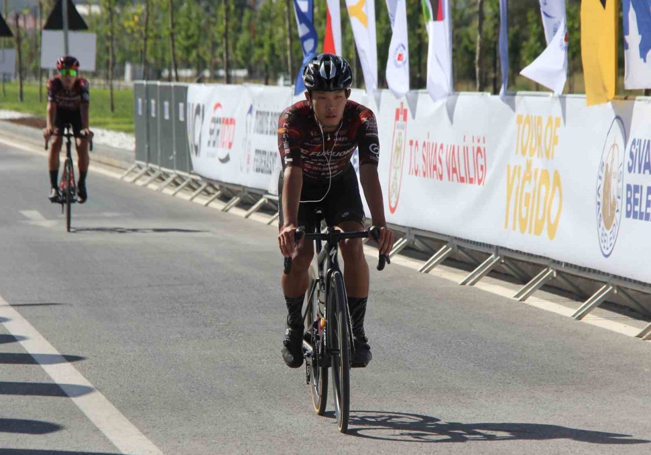 Uluslararası bisiklet turu ’Tour Of Yiğido’ başladı