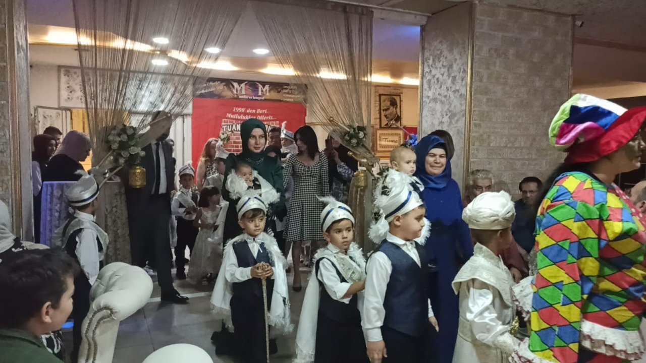 Hayırseverlerden Toplu Sünnet Töreni