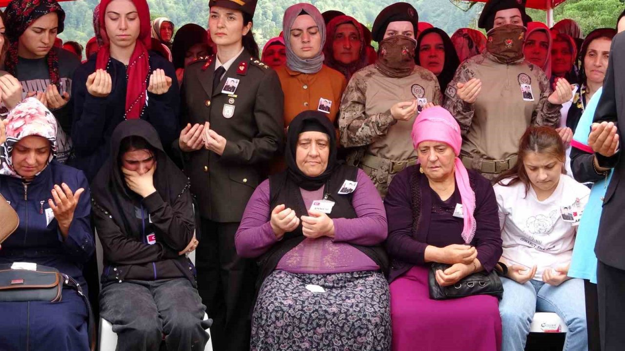 Doğum gününe 3 gün kala şehit olan askere gözyaşı