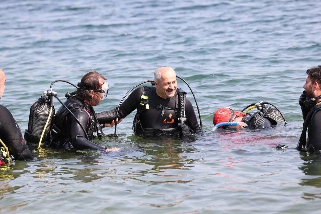 Körfez’den 22 bin metrekare hayalet ağ çıkarıldı