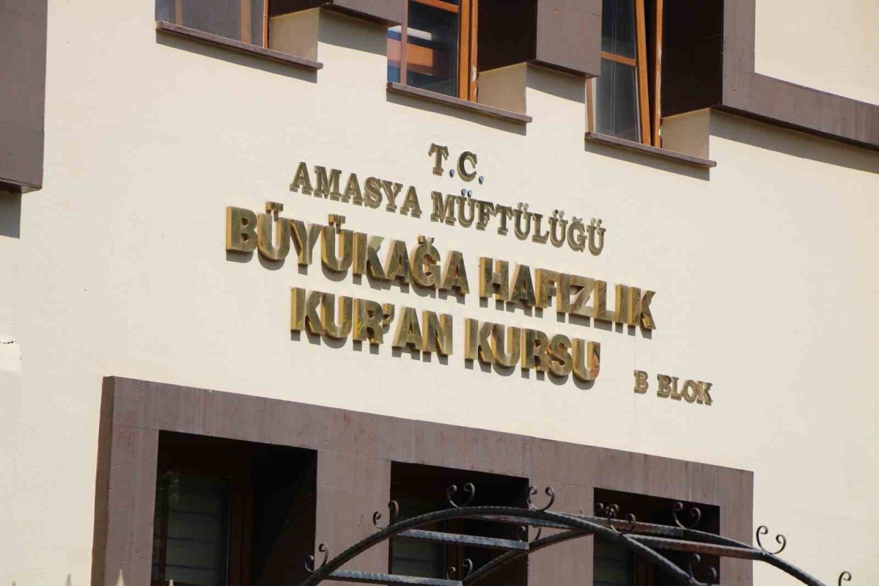 Amasya’da Kur’an kursunda 20 öğrenciye pide dayağı: Valilik soruşturma başlattı
