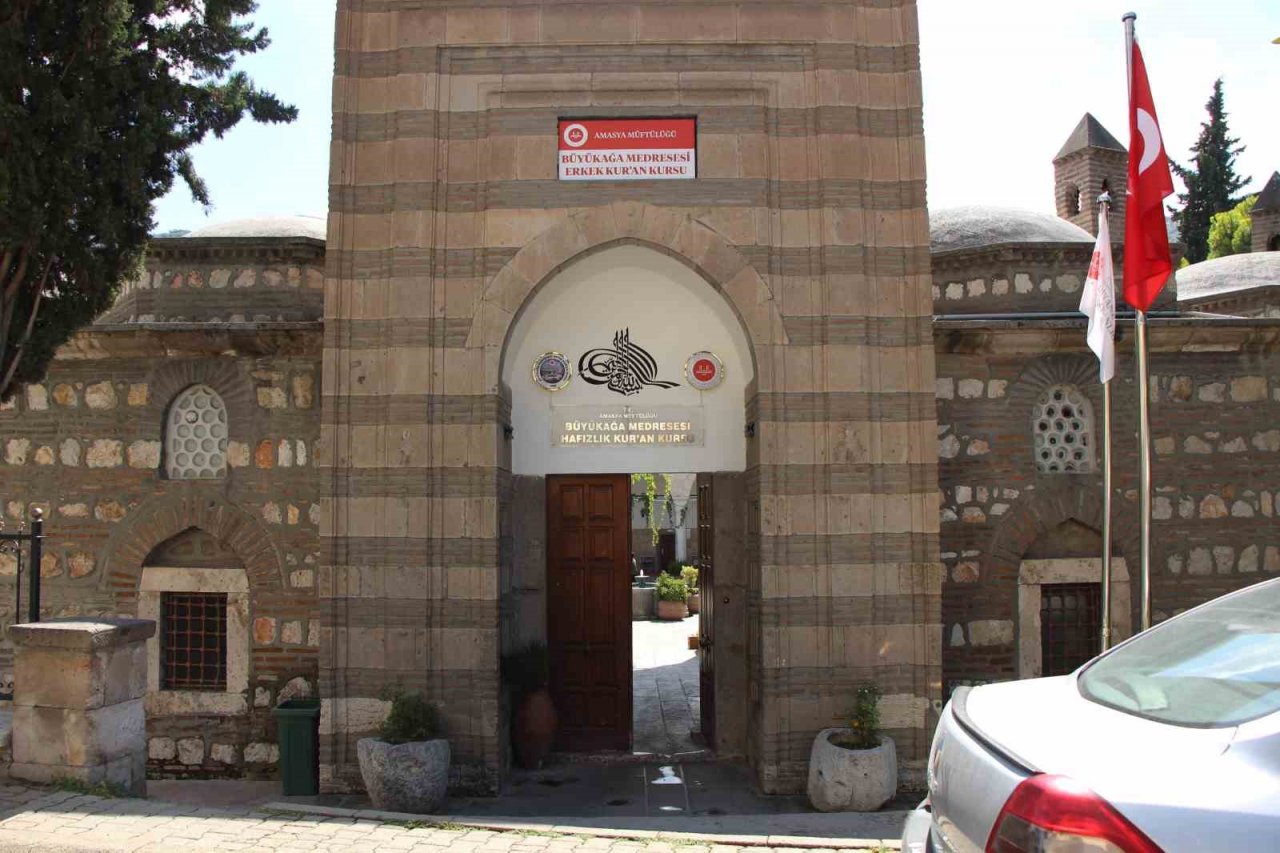 Amasya’da Kur’an kursunda 20 öğrenciye pide dayağı: Valilik soruşturma başlattı