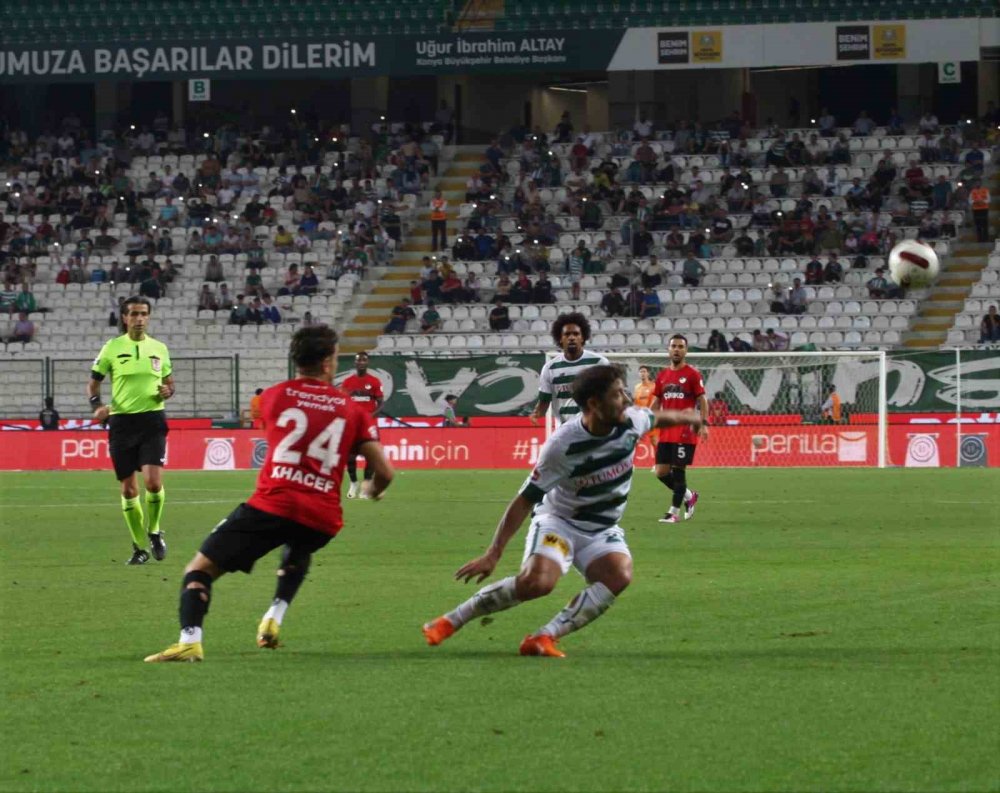 Konyaspor kendine geldi