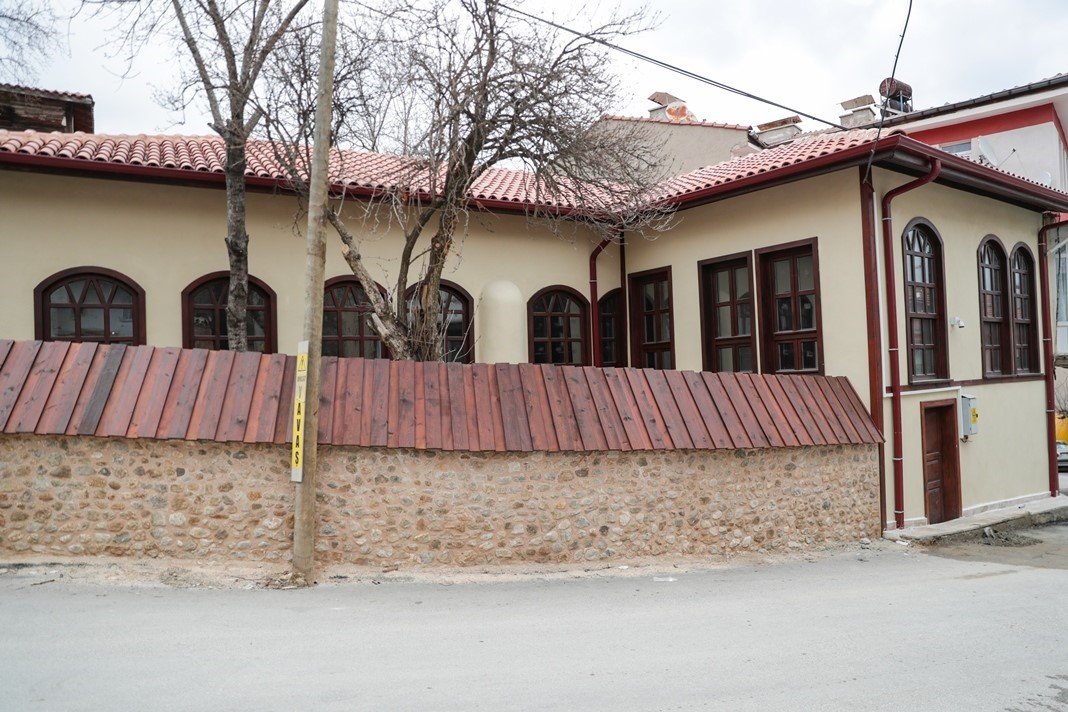 Kütahya’da Gözüm Şeyh Sultan Tekke ve Türbesi ziyarete açılıyor