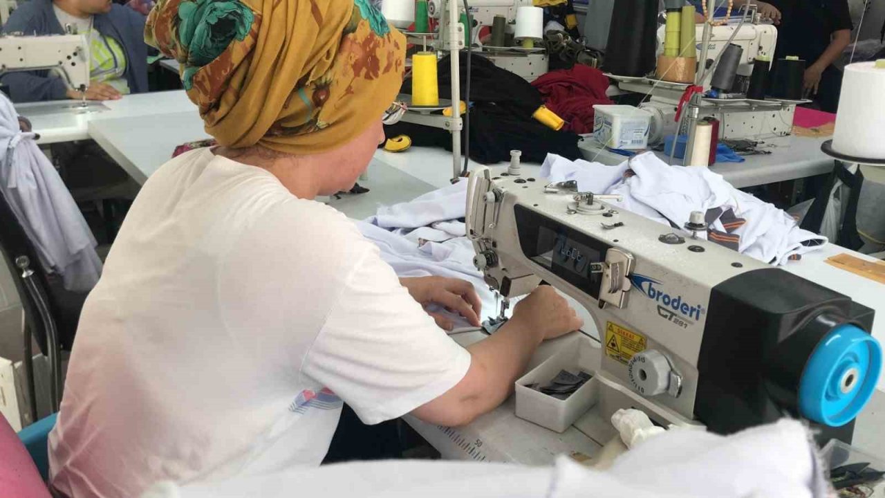 Okul kıyafeti alırken çocuğunuz sağlığından olmasın