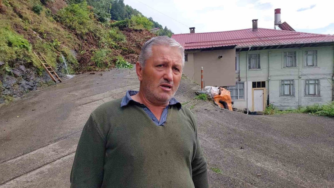 Heyelanda evine toprak dolan vatandaş: "Pencereyi açınca gördüm ki dünya gitmiş"