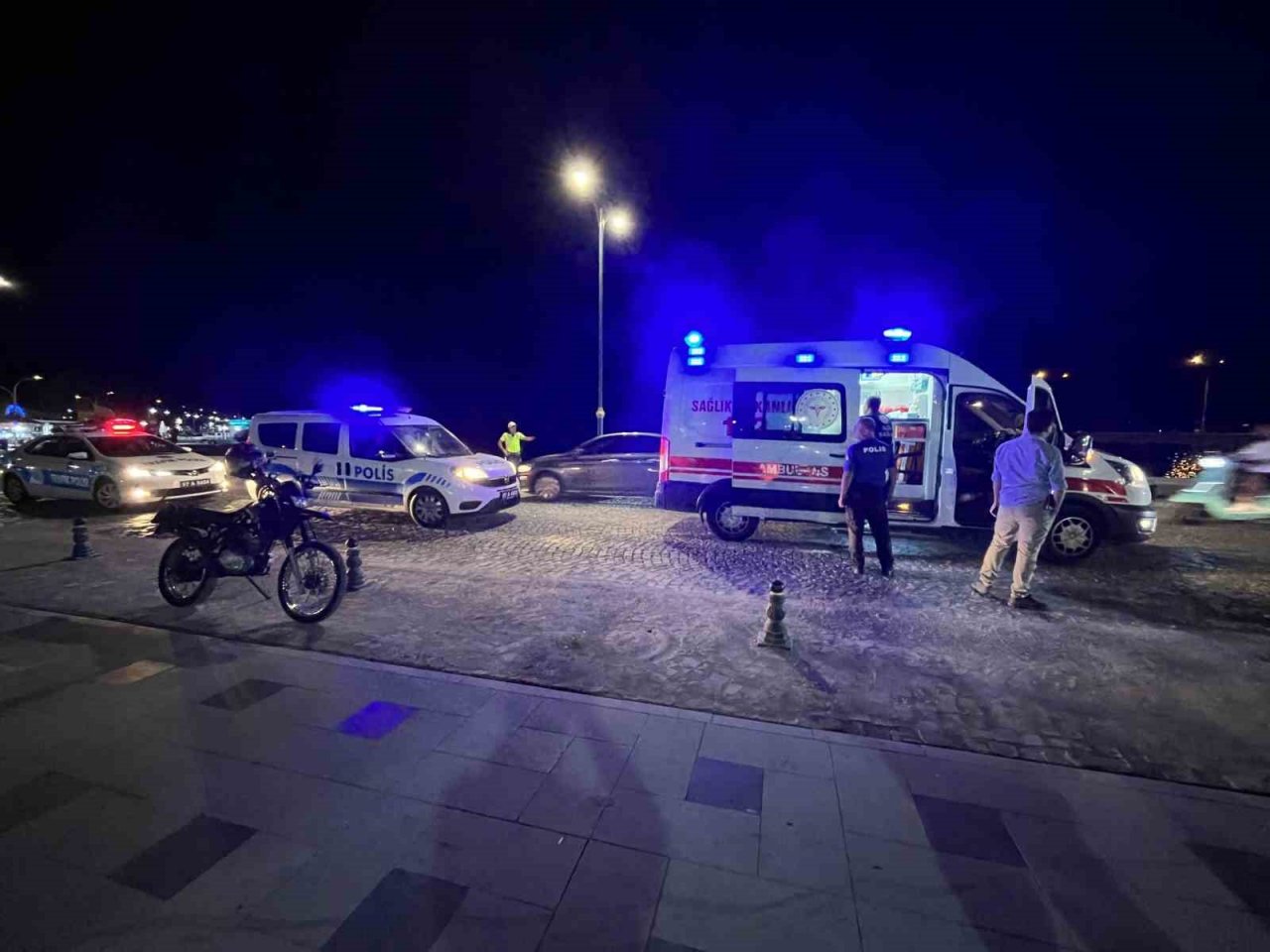 Sinop’ta bıçaklı kavga :1 yaralı