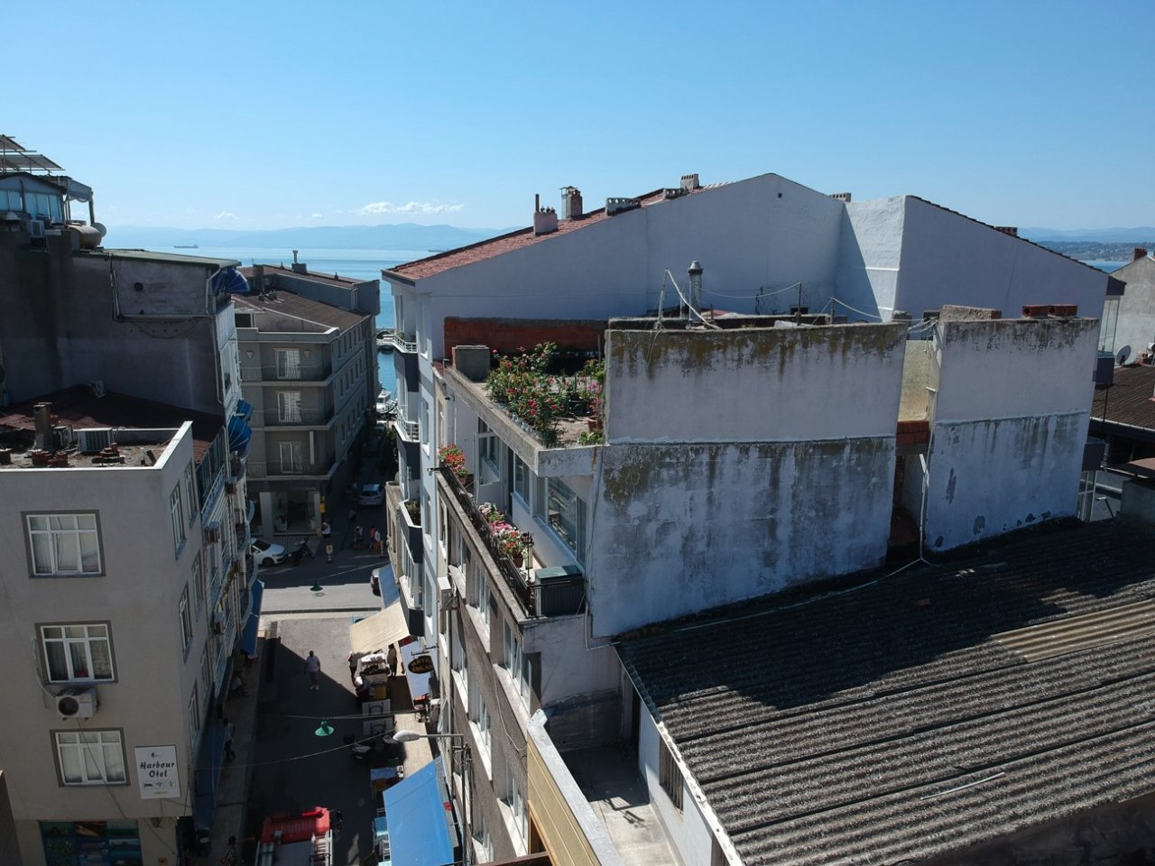 Bacadan çıkan duman korkuttu