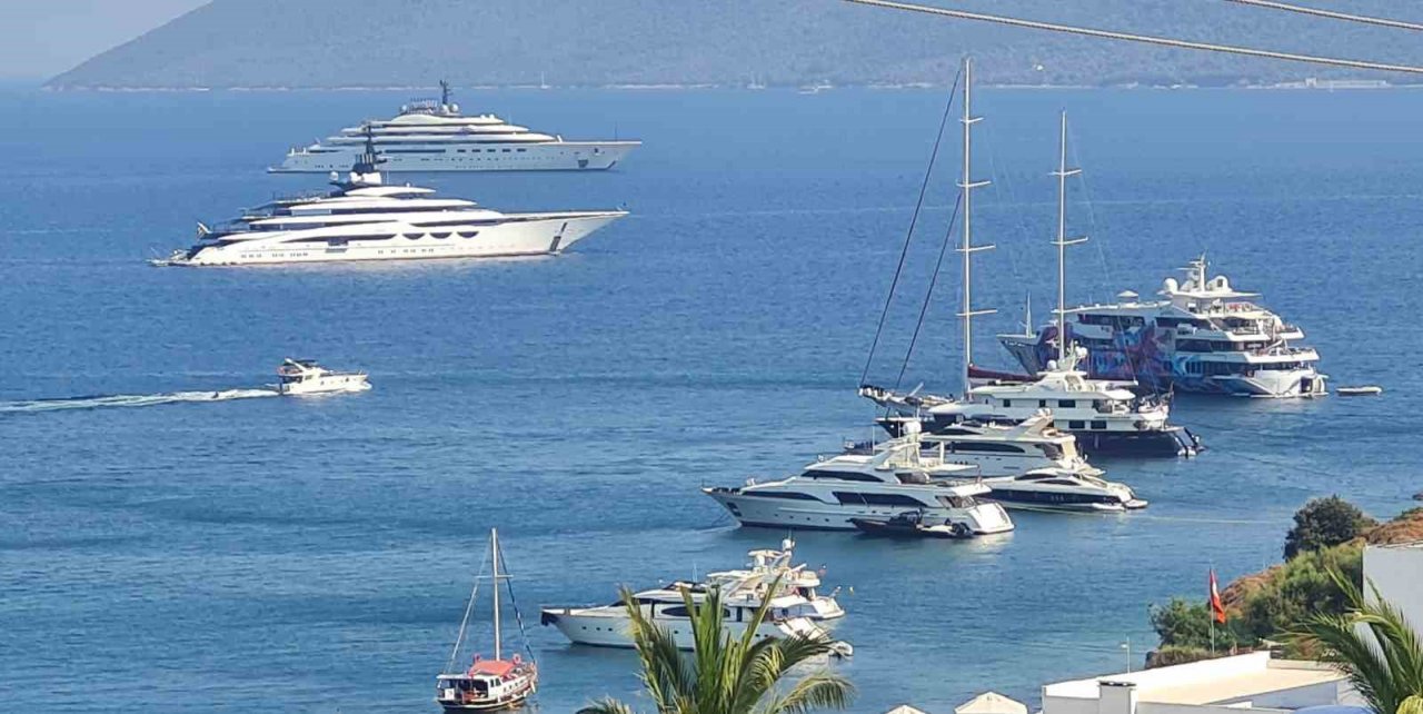 Dünya zenginlerinin yatları Bodrum’da