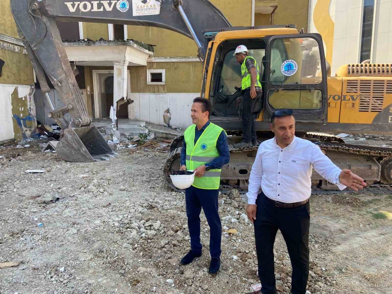 Tuzla Belediye Başkanı Şadi Yazıcı: "İmamoğlu gündemimiz değil, depreme dayanıklı binalar yapıyoruz"