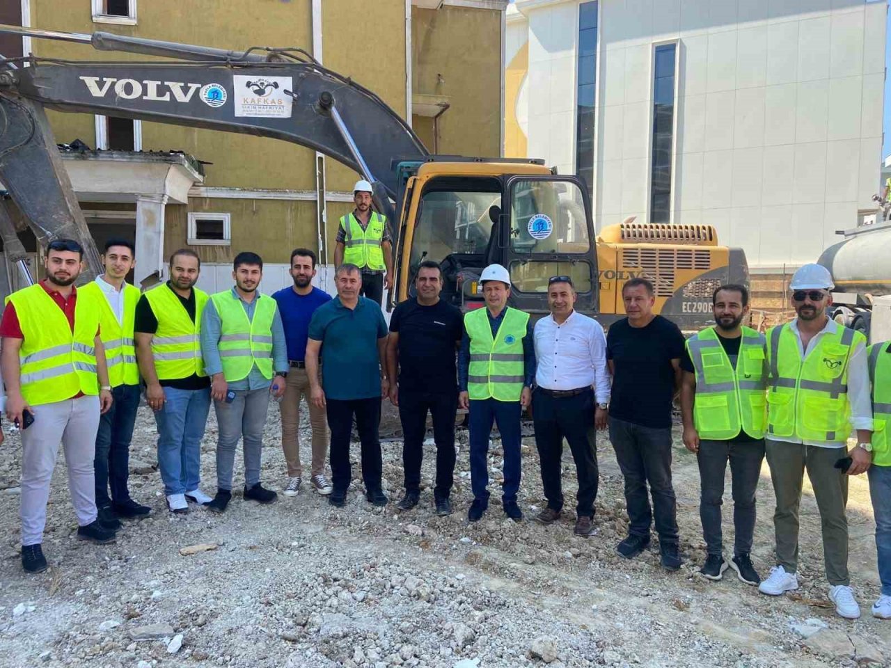 Tuzla Belediye Başkanı Şadi Yazıcı: "İmamoğlu gündemimiz değil, depreme dayanıklı binalar yapıyoruz"