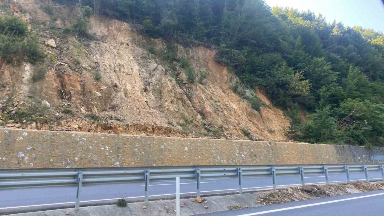 Heyelan sonrası çalışmalar sürüyor