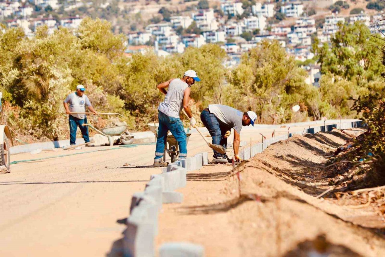 Didim’de bisiklet yolları için çalışmalar başladı