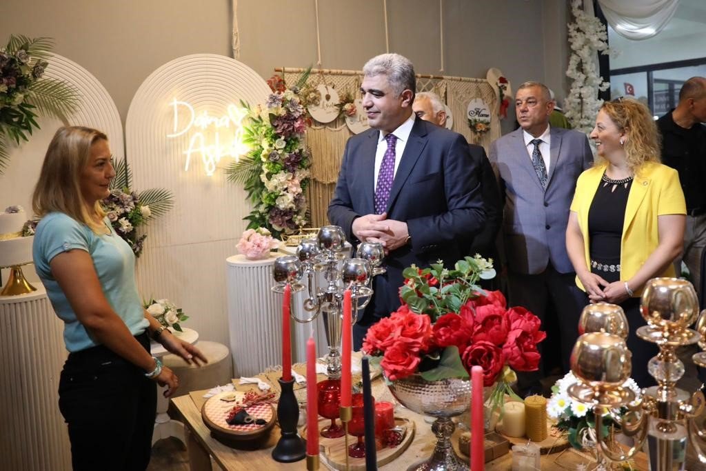 Vali Aslan “Ekonomimize de önemli katkılar sağlıyor”