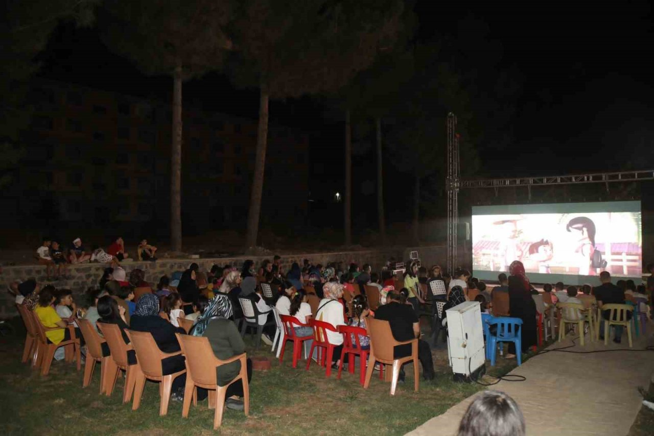 Elazığ’da düzenlenen etkinliklerde çocuklar doyasıya eğlendi