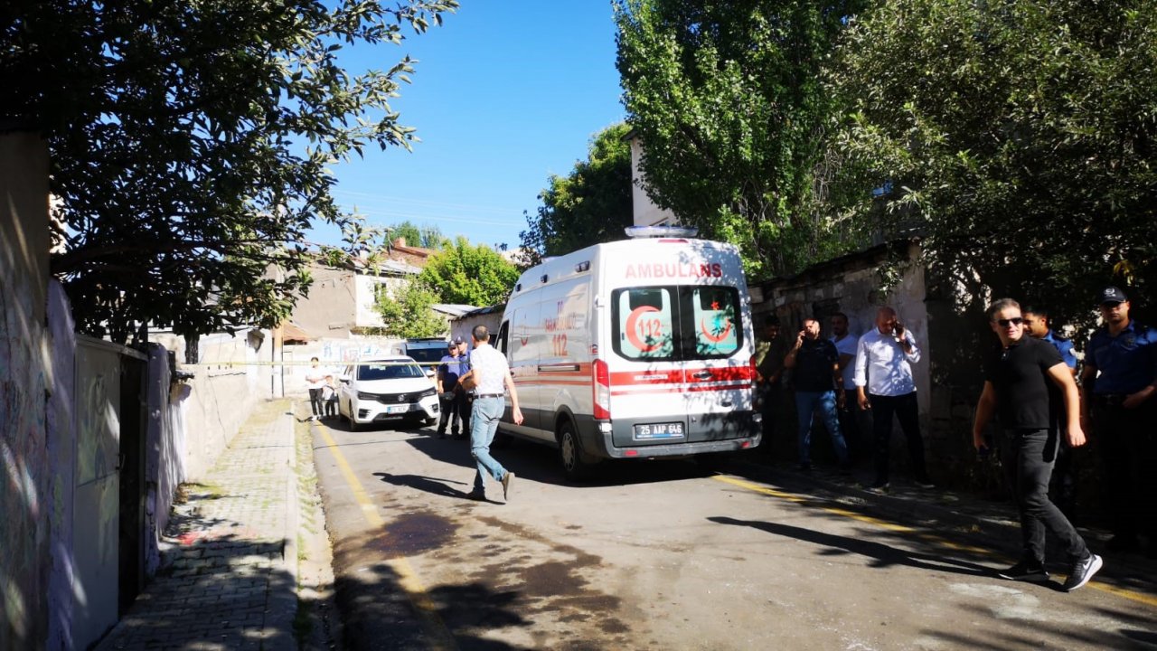 Şikayetçi olduğu şahsı uzun namlulu silahla öldürdü