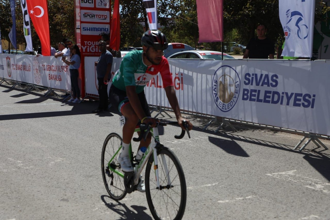 Uluslararası bisiklet turu ’Tour Of Yiğido’nun Sivas Altınkale etabı tamamlandı