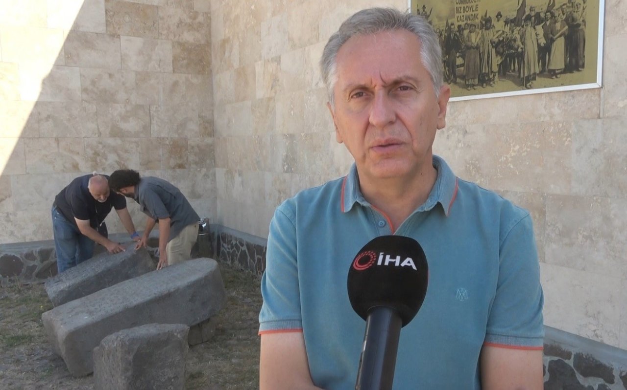 Malazgirt’te Urartu dönemine ait yazıtlar keşfedildi