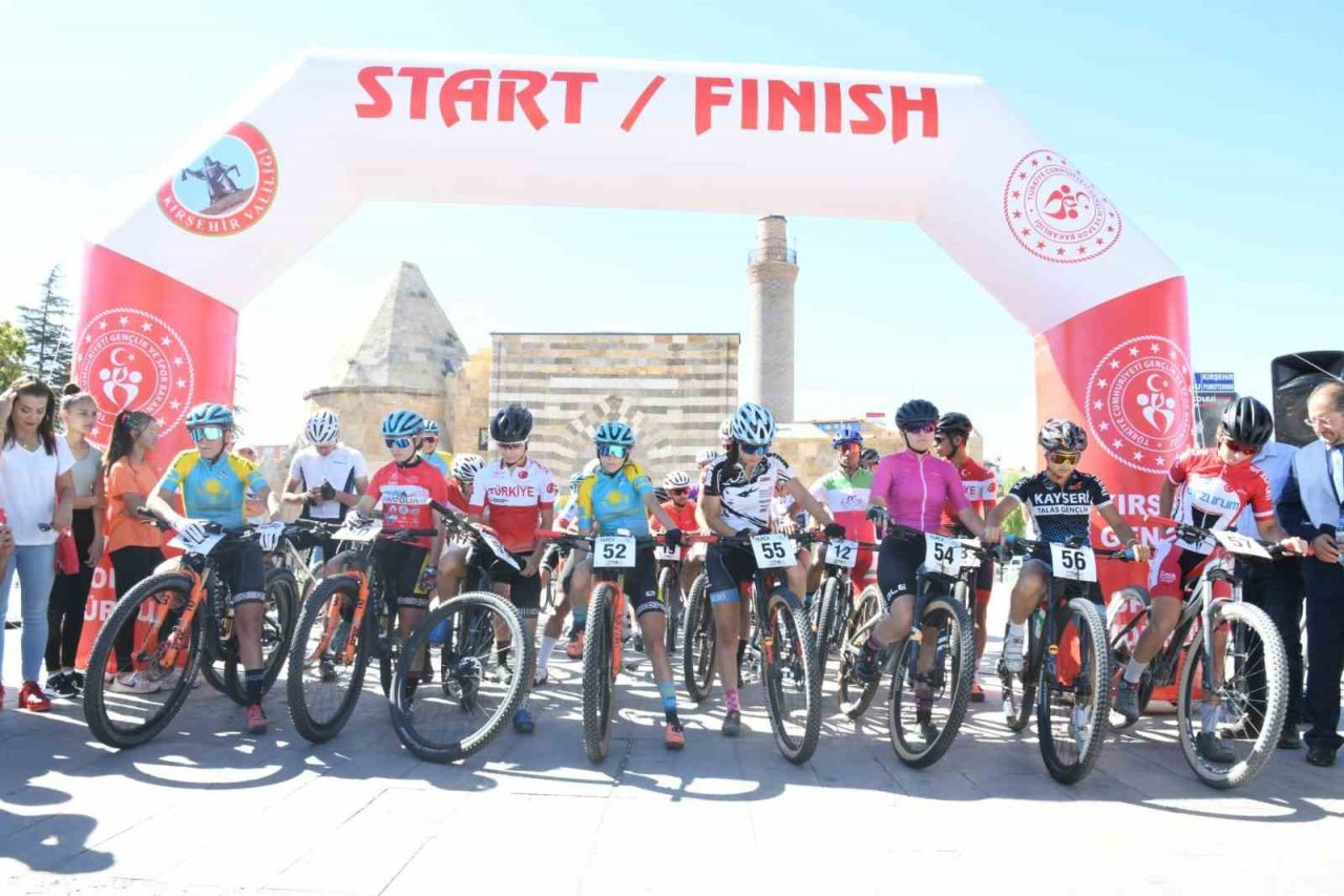 Olimpik Dağ Bisikleti Yarışları Başladı