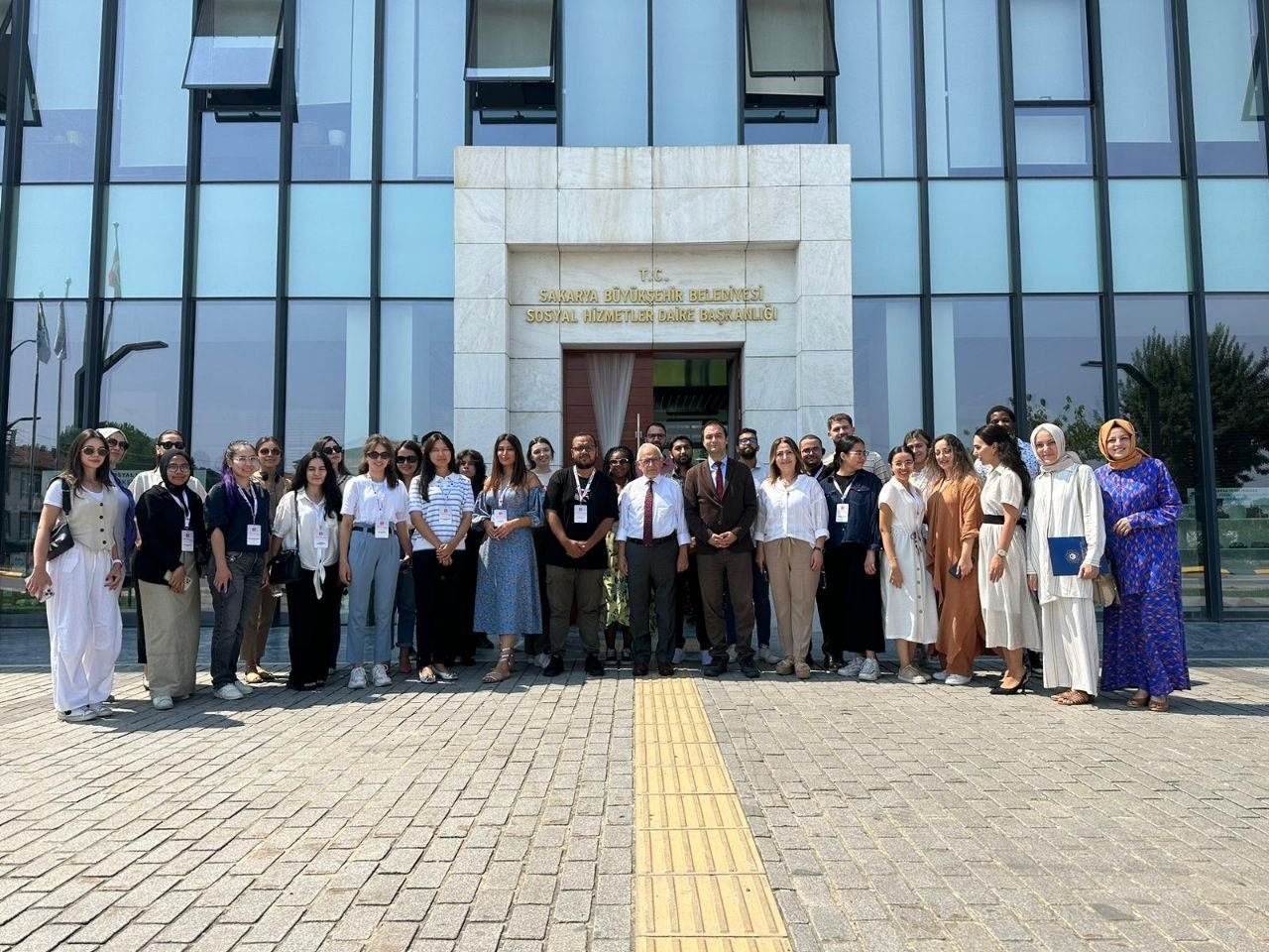 18 ülkeden 21 genç, Sakarya Büyükşehir’in örnek projelerini tanıdı